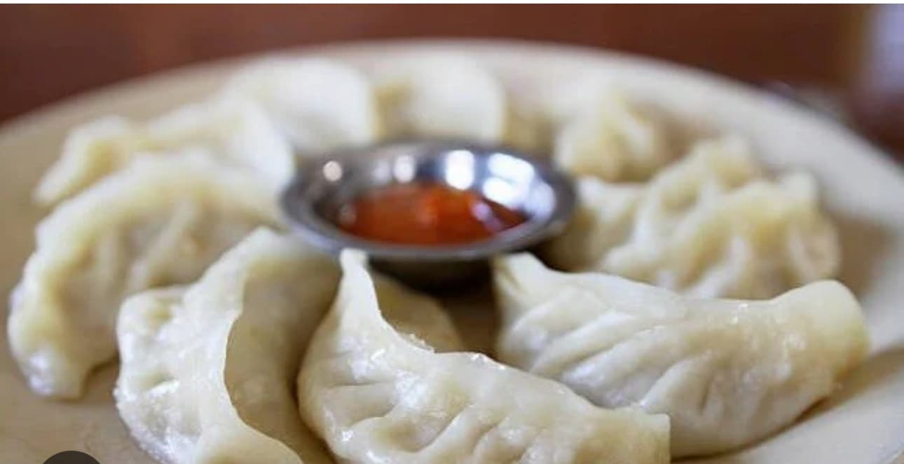 Frische Rindfleisch-Momo mit Chutney